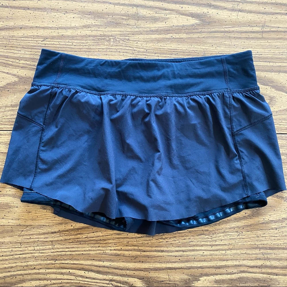 Lululemon skirt - size 8